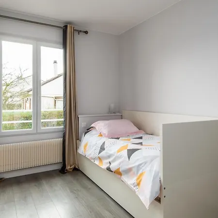 アパート 2 Bed House Near Disneyland Paris モントリー